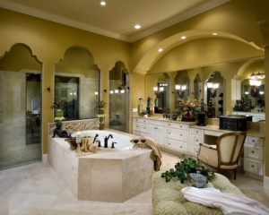 Large master bathroom with jacuzzi bathtub